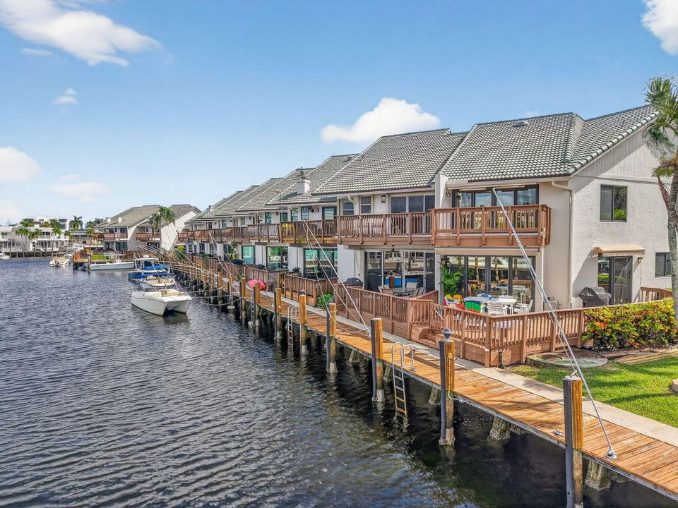 待售: $1,699,999 (3 贝兹, 2 浴室, 2149 平方英尺)