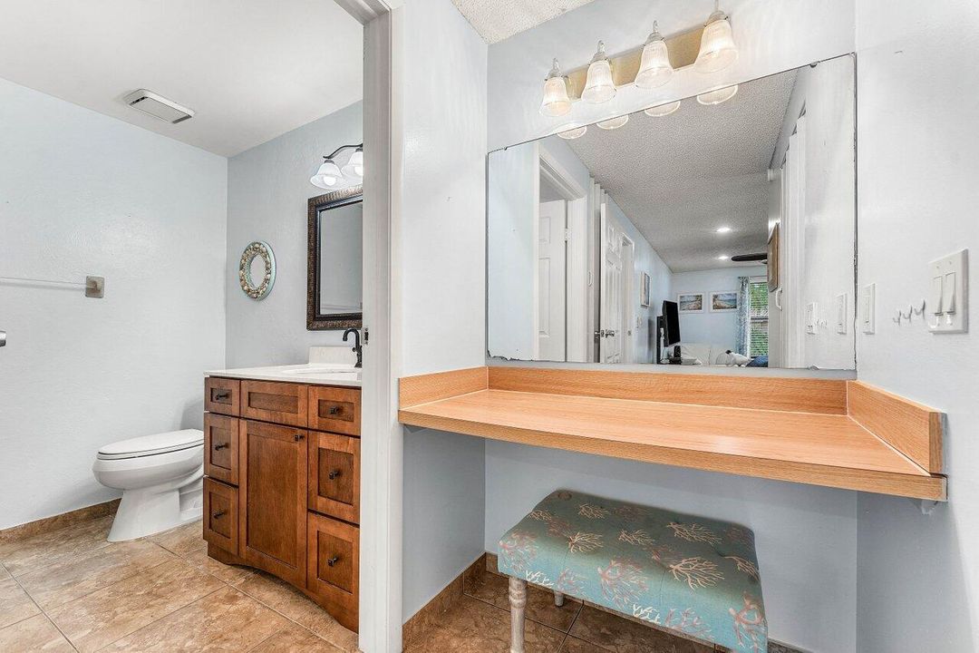 合同活跃: $485,000 (3 贝兹, 2 浴室, 1328 平方英尺)