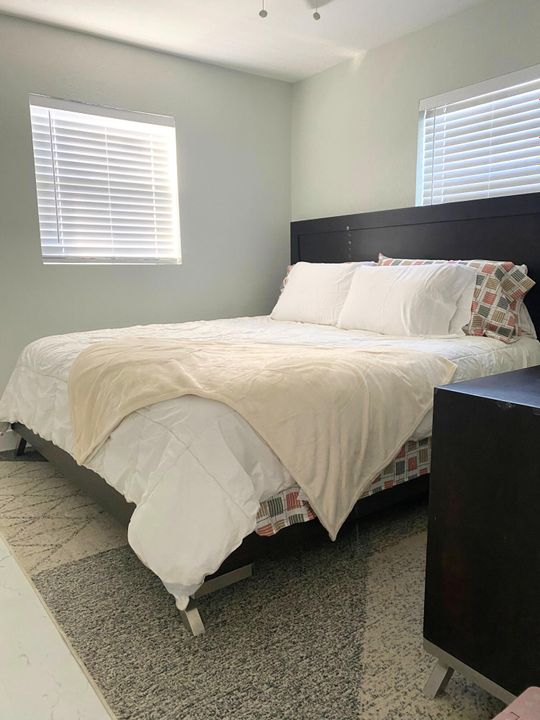 En Venta: $380,000 (2 camas, 1 baños, 624 Pies cuadrados)