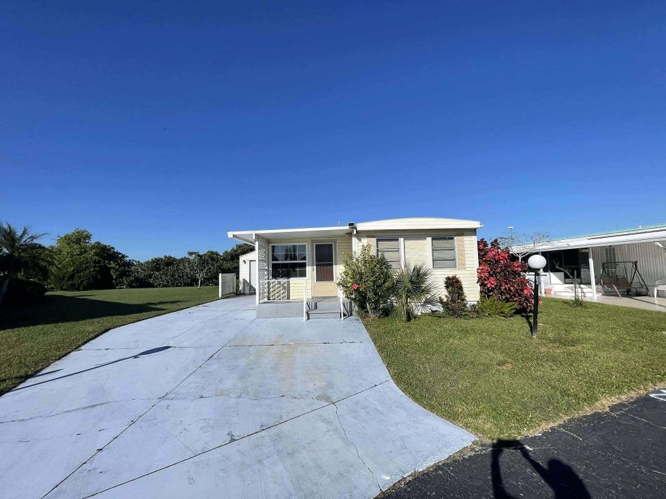 На продажу: $79,800 (1 спален, 1 ванн, 384 Квадратных фут)