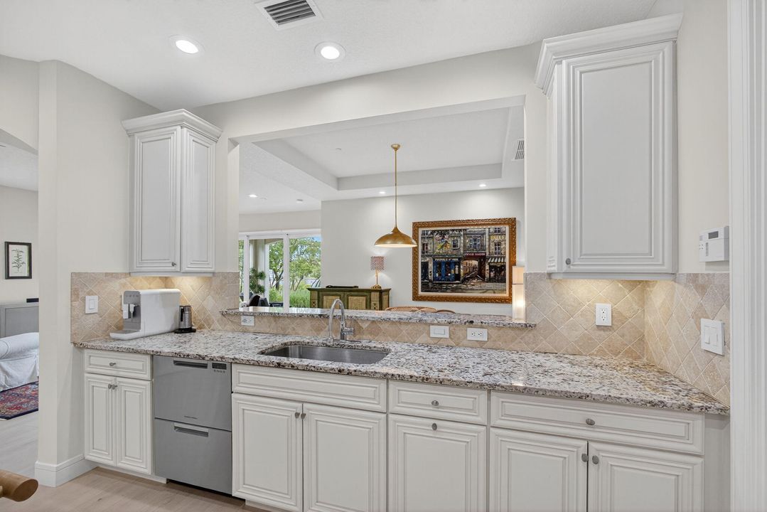 待售: $2,595,000 (3 贝兹, 2 浴室, 1920 平方英尺)