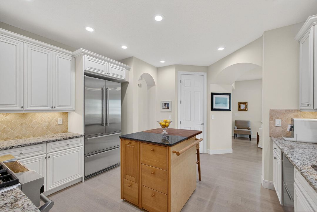 待售: $2,595,000 (3 贝兹, 2 浴室, 1920 平方英尺)