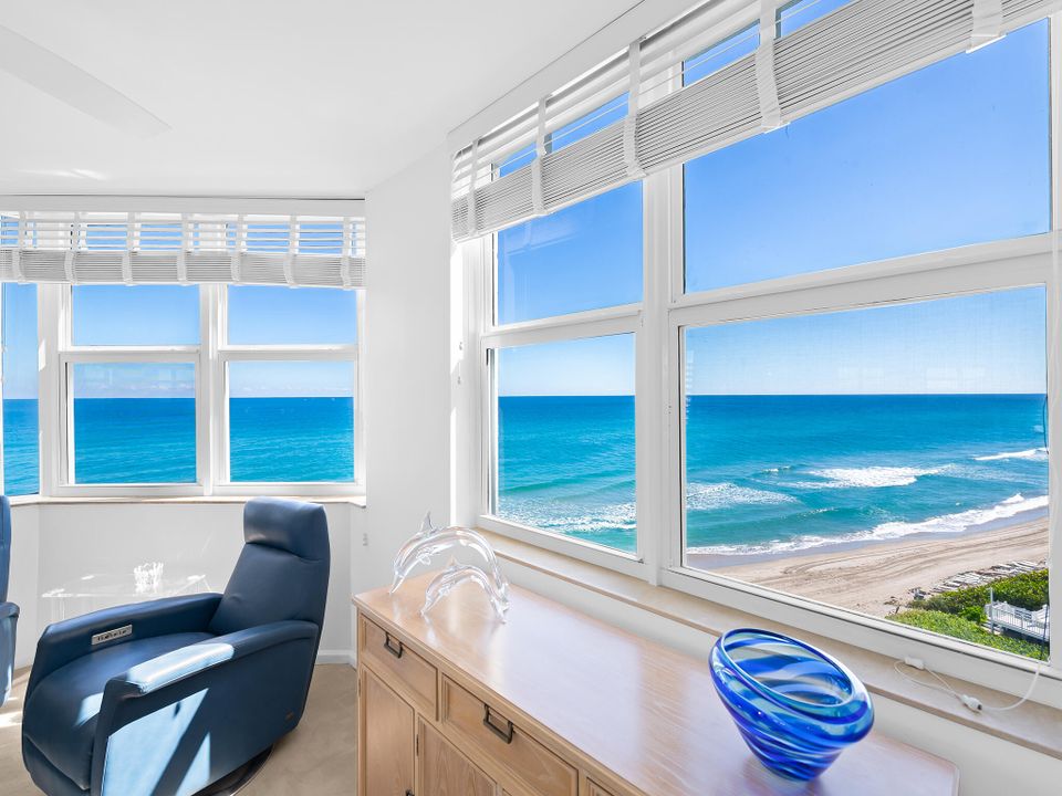 For Sale: $1,499,000 (2 beds, 2 baths, 2015 Square Feet)