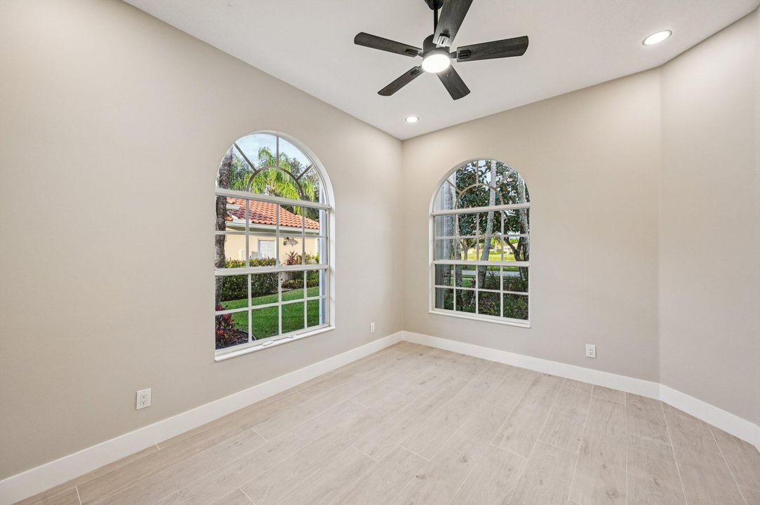 For Sale: $710,000 (3 beds, 2 baths, 1988 Square Feet)