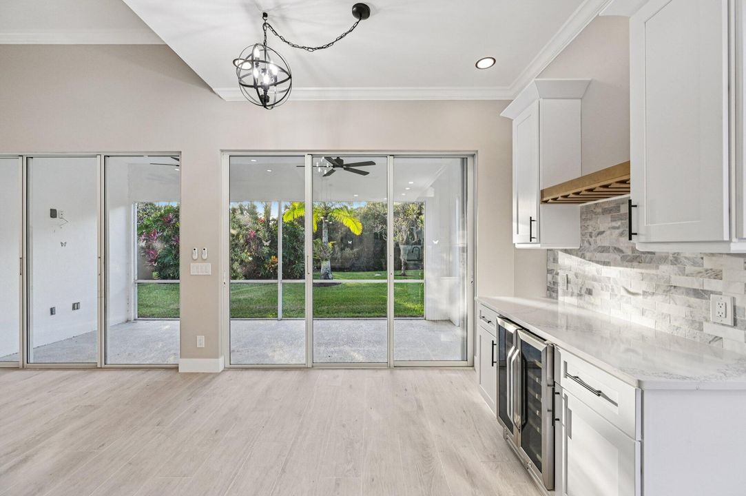 For Sale: $710,000 (3 beds, 2 baths, 1988 Square Feet)