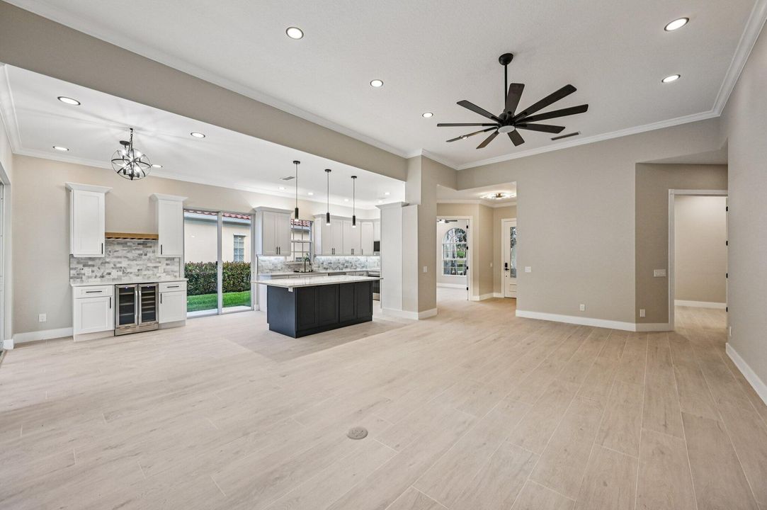 For Sale: $710,000 (3 beds, 2 baths, 1988 Square Feet)