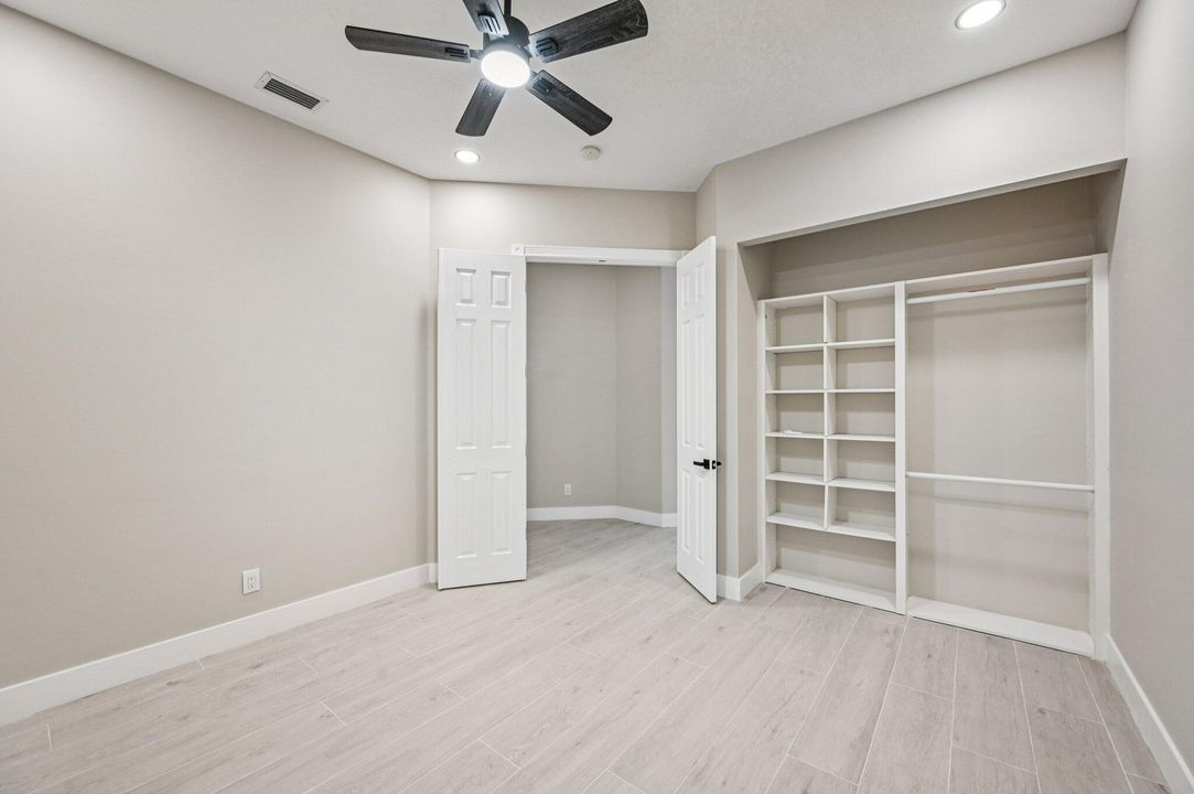 For Sale: $710,000 (3 beds, 2 baths, 1988 Square Feet)