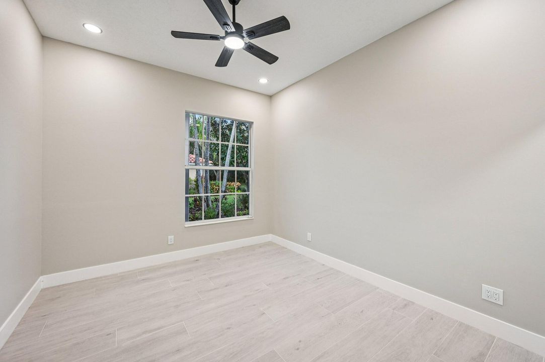 For Sale: $710,000 (3 beds, 2 baths, 1988 Square Feet)