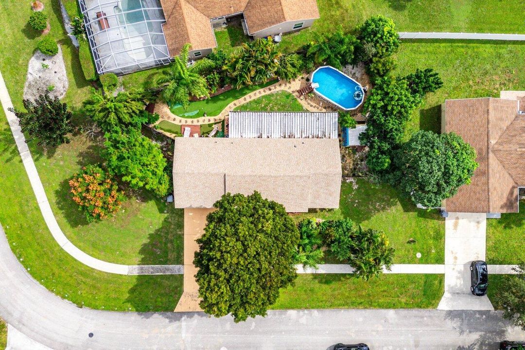 合同活跃: $485,000 (3 贝兹, 2 浴室, 1328 平方英尺)