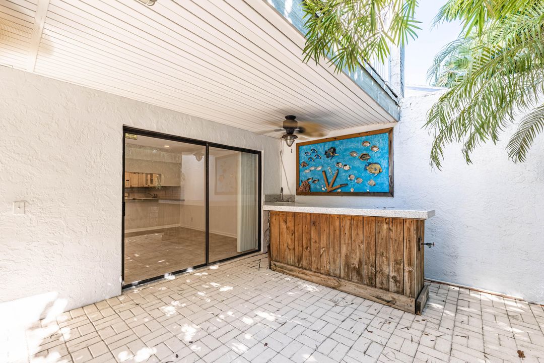 For Rent: $3,400 (3 beds, 2 baths, 1776 Square Feet)