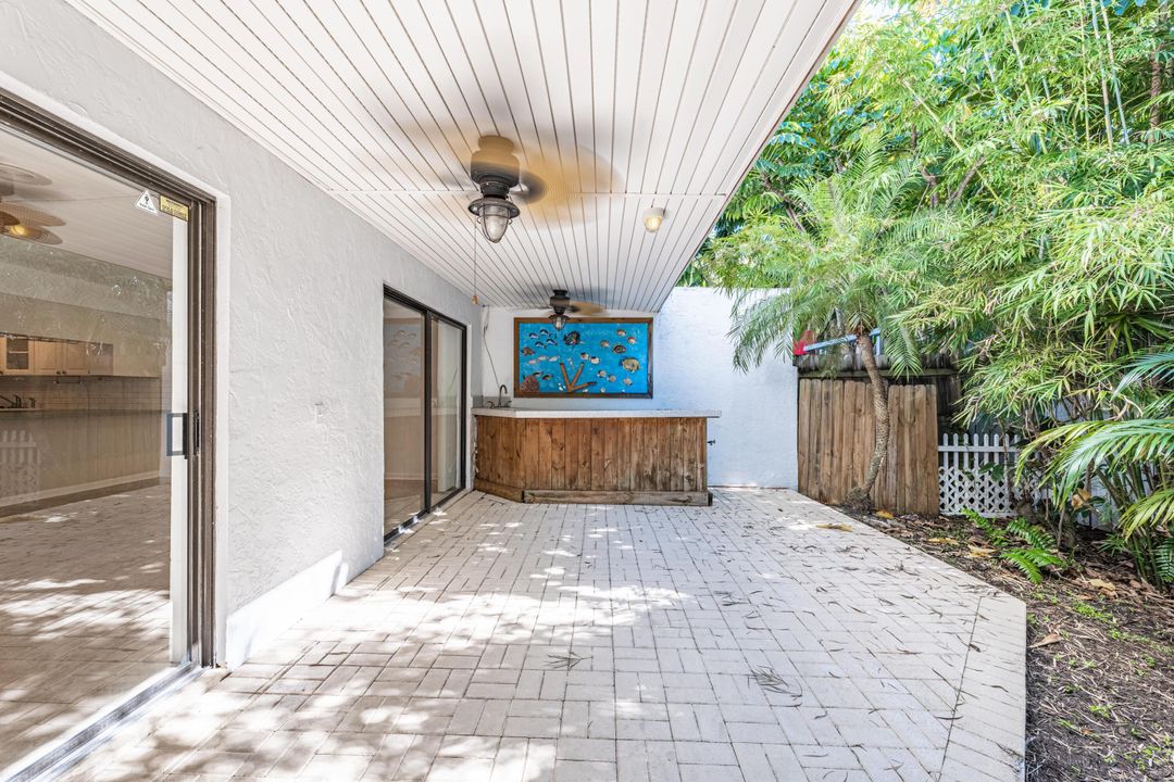 For Rent: $3,400 (3 beds, 2 baths, 1776 Square Feet)