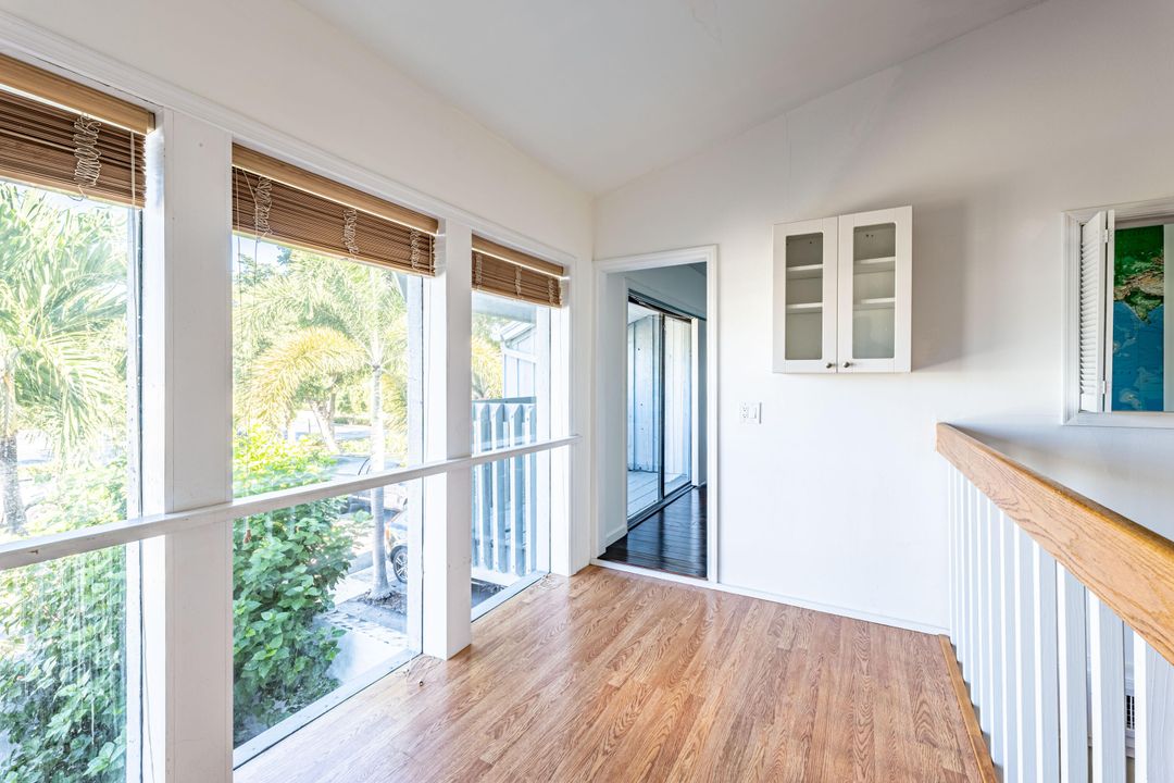 For Rent: $3,400 (3 beds, 2 baths, 1776 Square Feet)