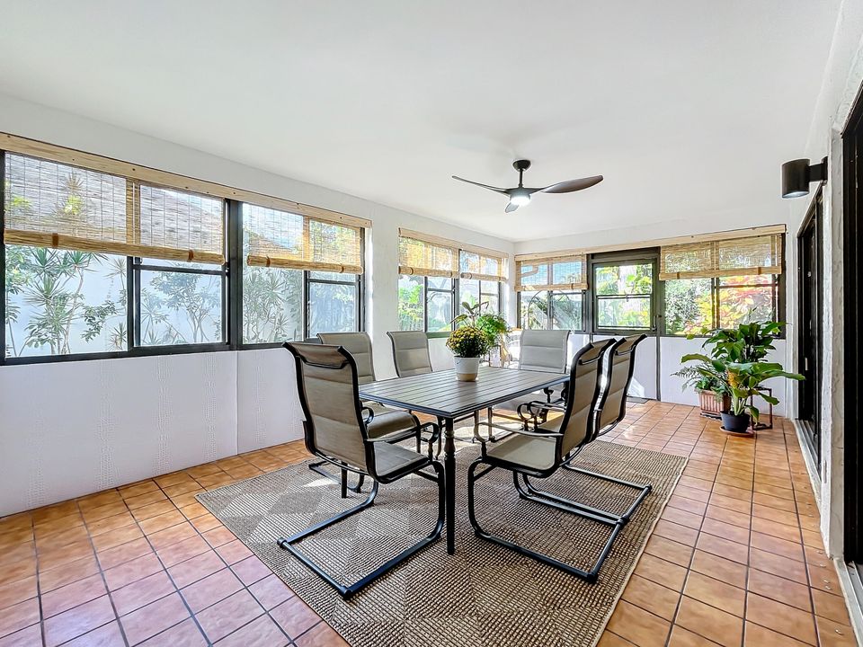 For Sale: $453,900 (2 beds, 2 baths, 1404 Square Feet)