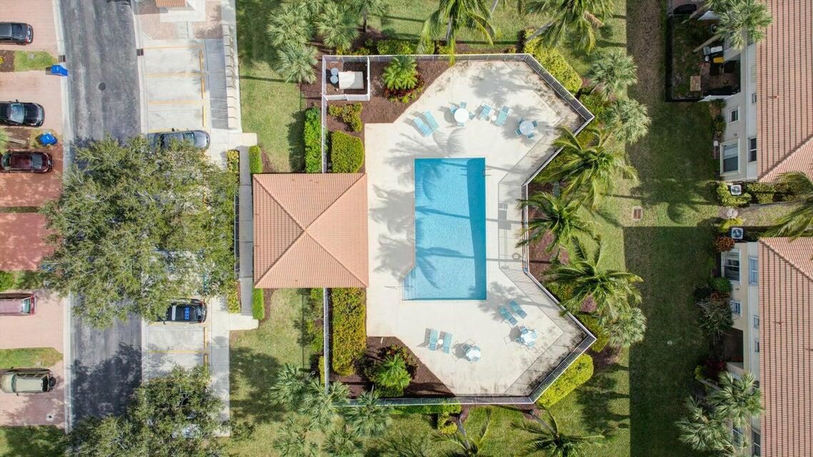 На продажу: $335,000 (2 спален, 2 ванн, 1448 Квадратных фут)