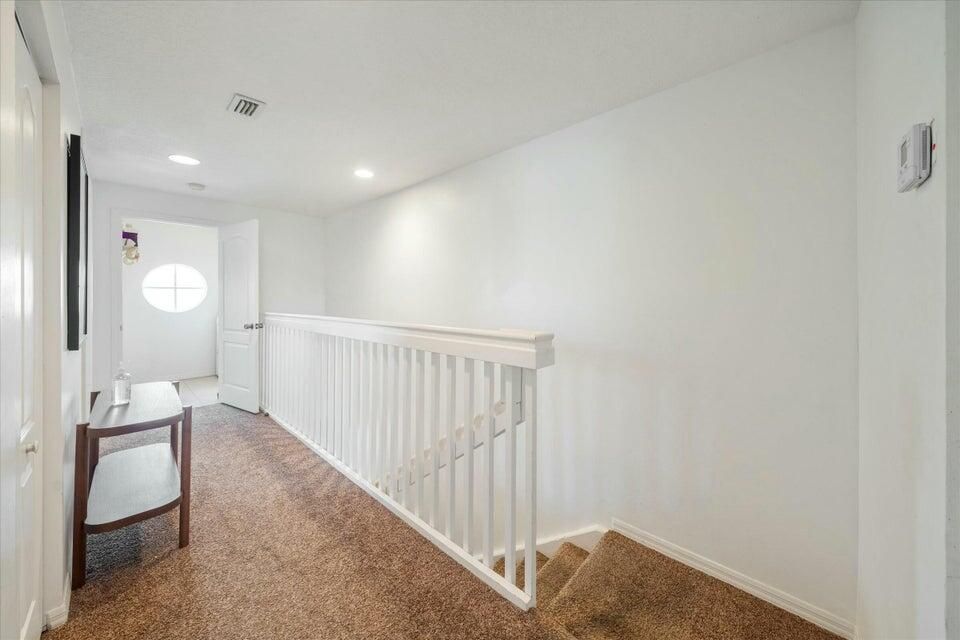 На продажу: $335,000 (2 спален, 2 ванн, 1448 Квадратных фут)