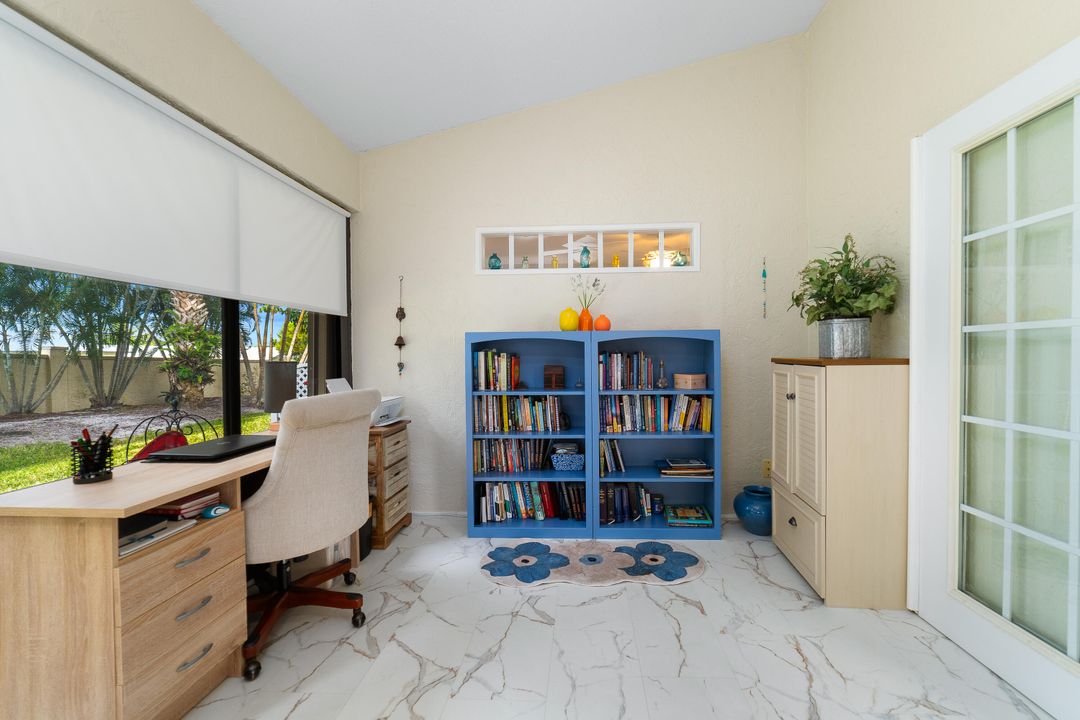 For Sale: $369,000 (2 beds, 2 baths, 1119 Square Feet)