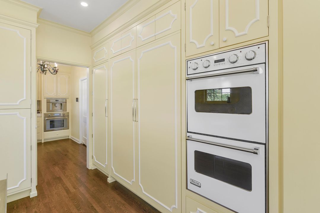 For Sale: $15,500,000 (5 beds, 5 baths, 5213 Square Feet)