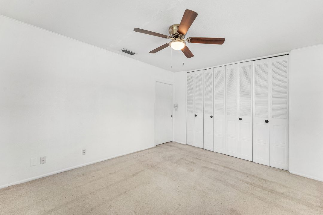 For Sale: $189,999 (2 beds, 2 baths, 1700 Square Feet)