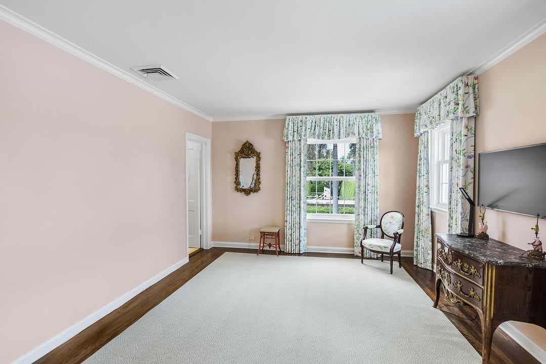 For Sale: $15,500,000 (5 beds, 5 baths, 5213 Square Feet)