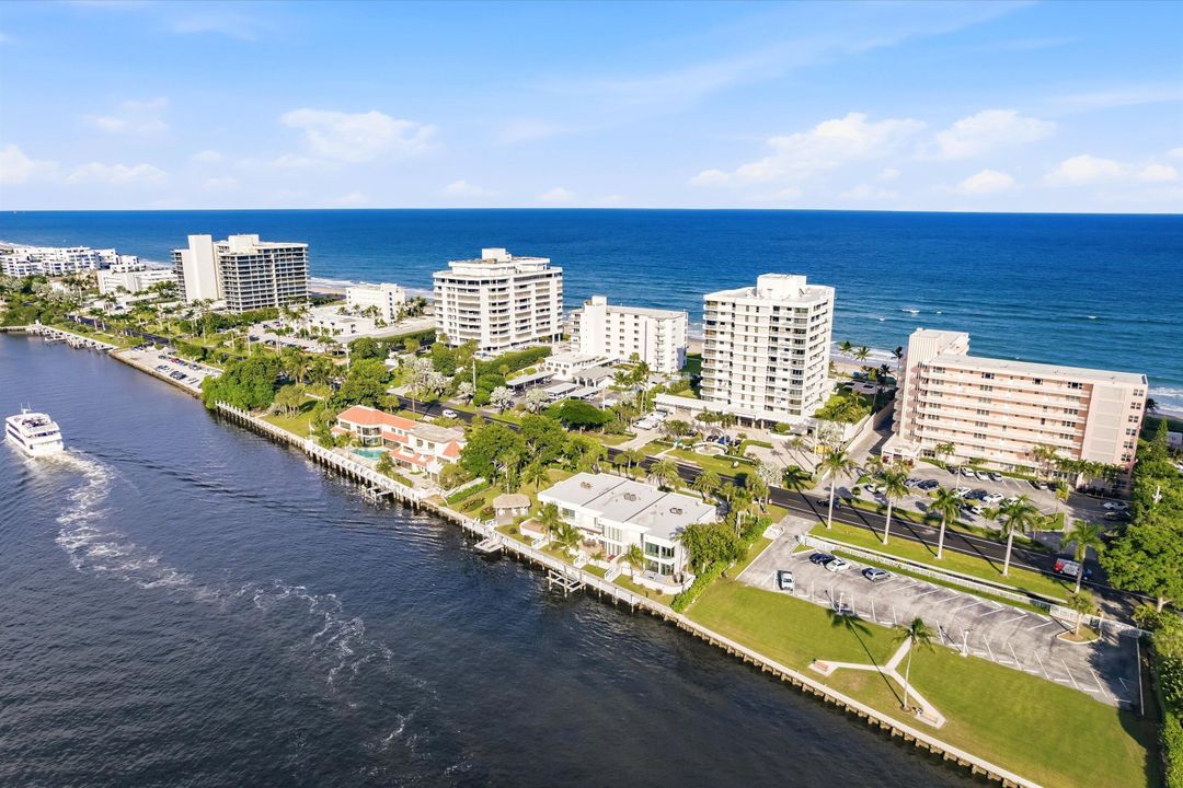 For Sale: $2,550,000 (3 beds, 3 baths, 2552 Square Feet)