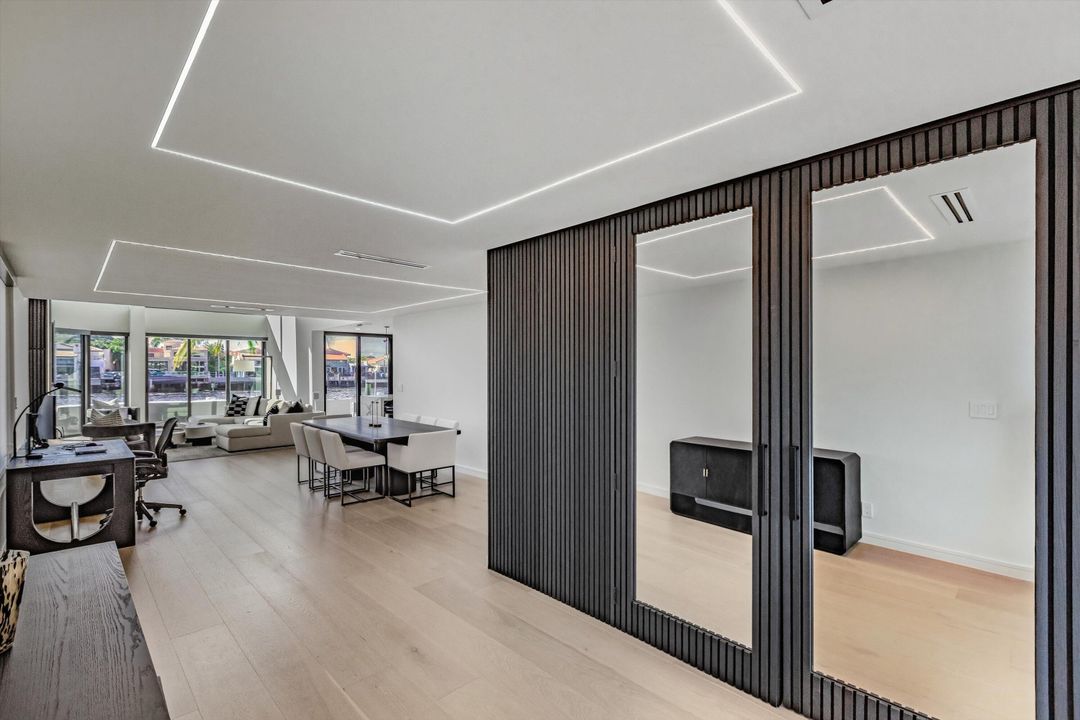 For Sale: $2,550,000 (3 beds, 3 baths, 2552 Square Feet)