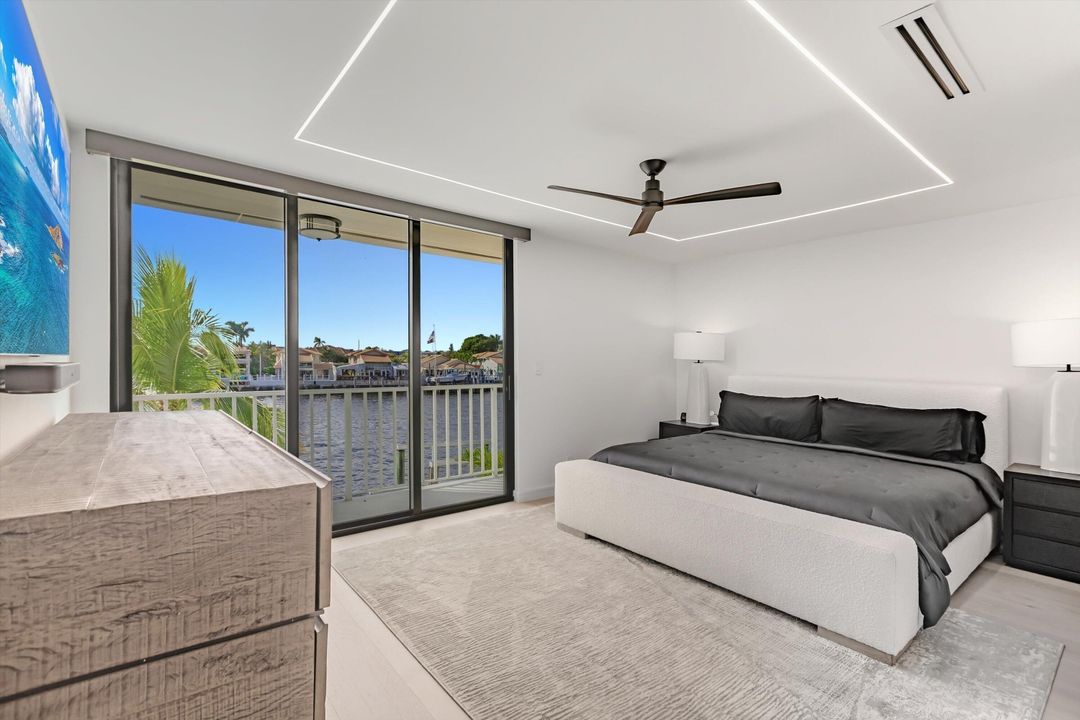 For Sale: $2,550,000 (3 beds, 3 baths, 2552 Square Feet)