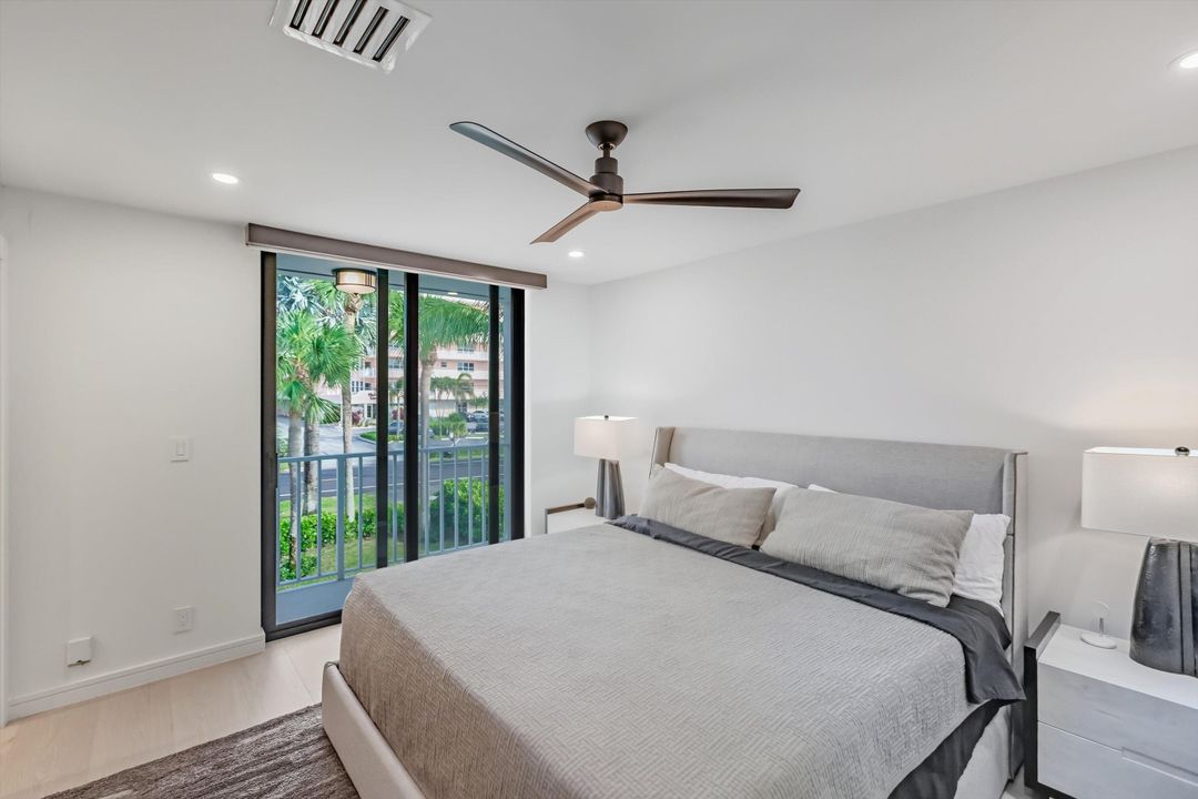 For Sale: $2,550,000 (3 beds, 3 baths, 2552 Square Feet)