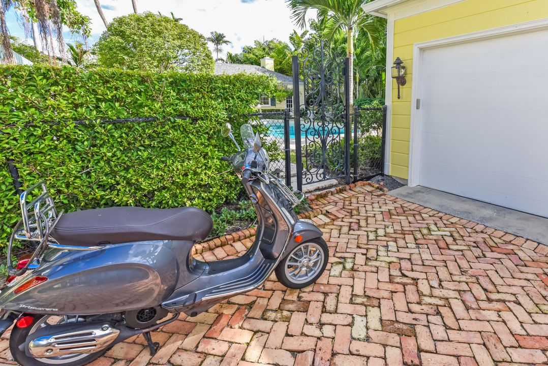 For Sale: $15,500,000 (5 beds, 5 baths, 5213 Square Feet)