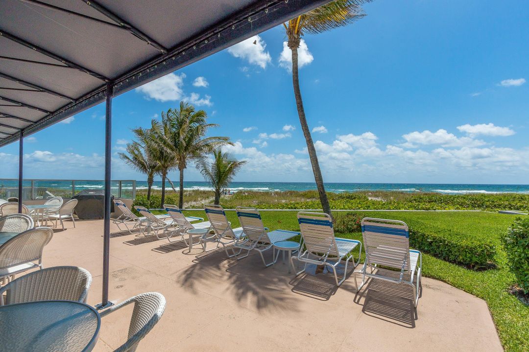 Active With Contract: $1,845,000 (3 beds, 3 baths, 2118 Square Feet)