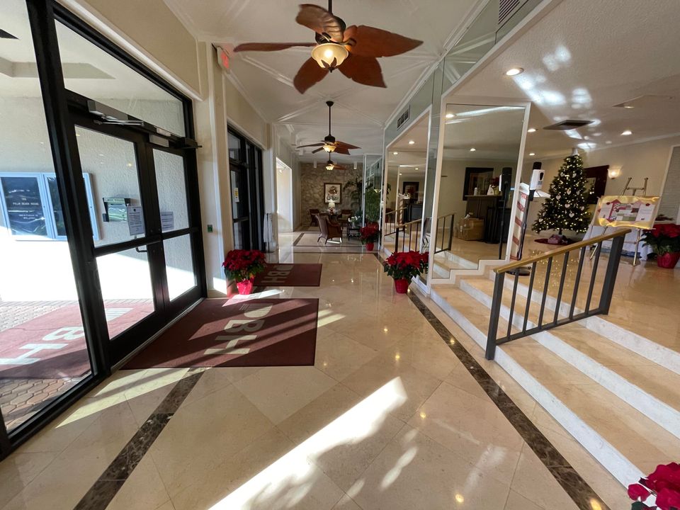 En Renta: $2,975 (2 camas, 2 baños, 1170 Pies cuadrados)