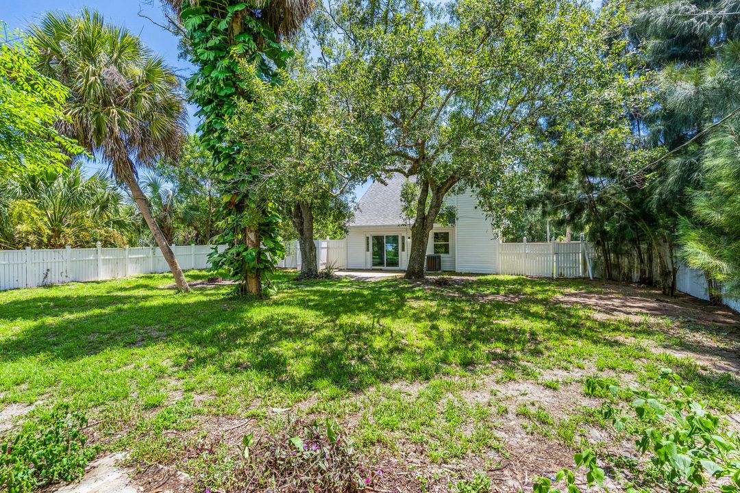 En Venta: $294,000 (3 camas, 2 baños, 800 Pies cuadrados)