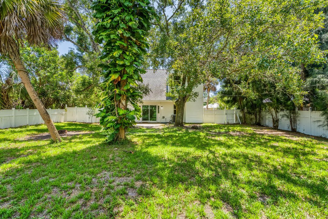 En Venta: $294,000 (3 camas, 2 baños, 800 Pies cuadrados)