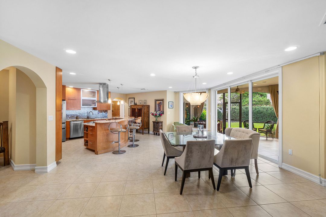 For Rent: $5,600 (3 beds, 3 baths, 1641 Square Feet)