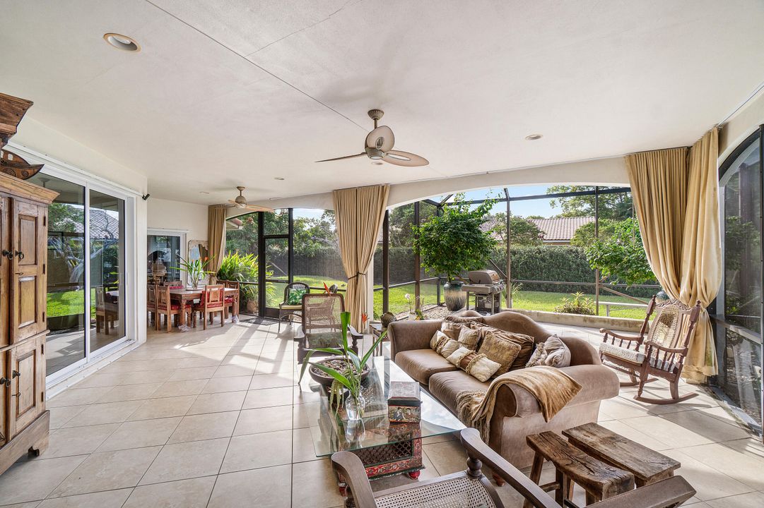 For Rent: $5,600 (3 beds, 3 baths, 1641 Square Feet)