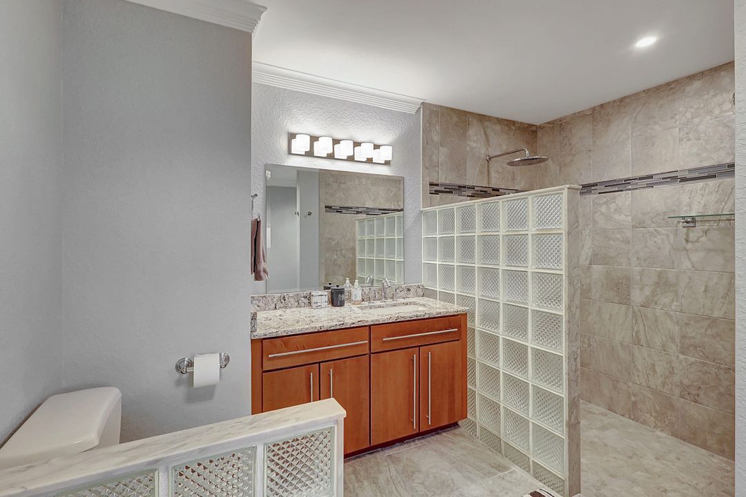 For Rent: $6,000 (3 beds, 2 baths, 2501 Square Feet)