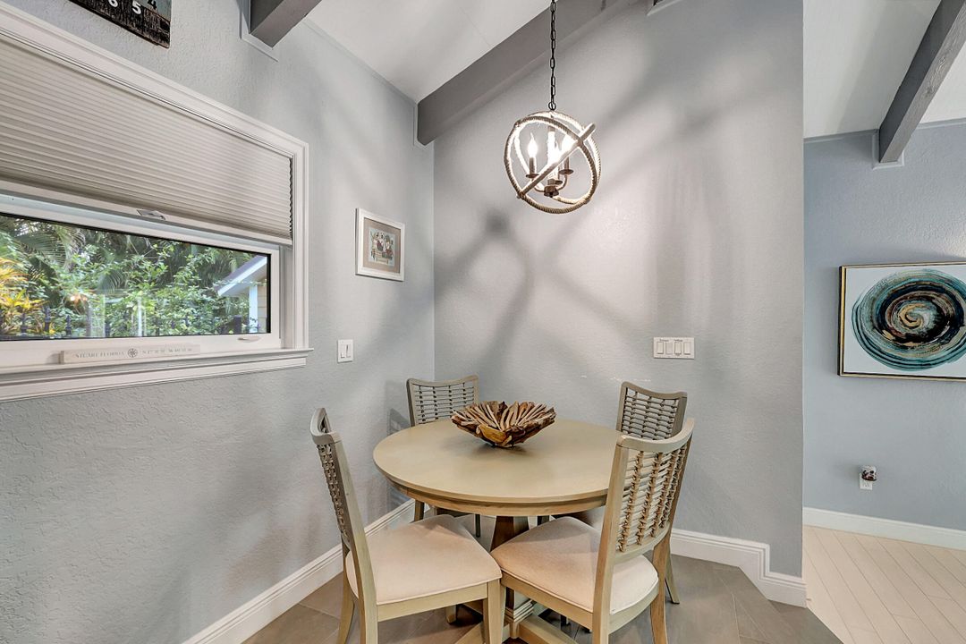 For Rent: $6,000 (3 beds, 2 baths, 2501 Square Feet)