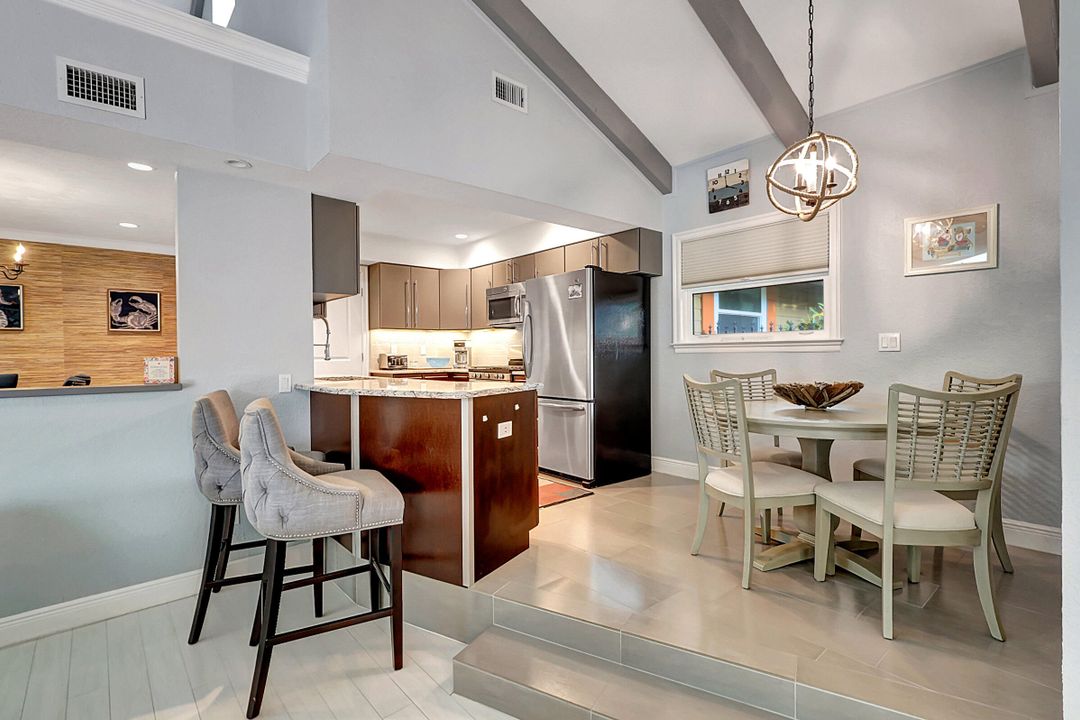 For Rent: $6,000 (3 beds, 2 baths, 2501 Square Feet)