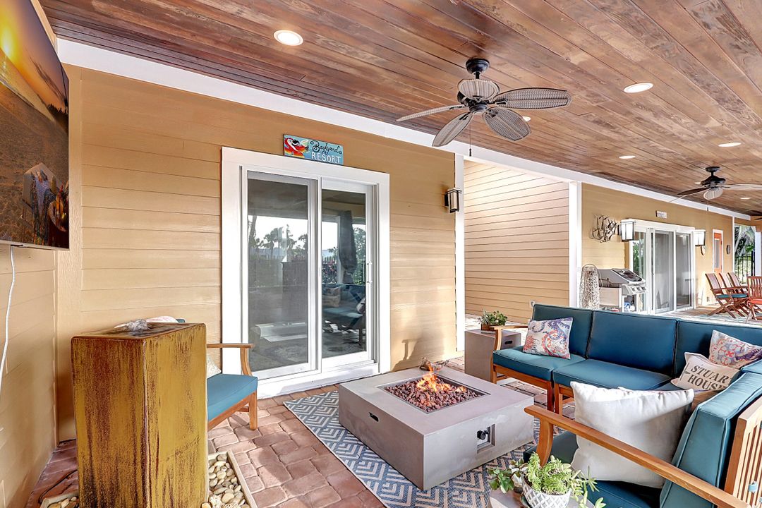 For Rent: $6,000 (3 beds, 2 baths, 2501 Square Feet)