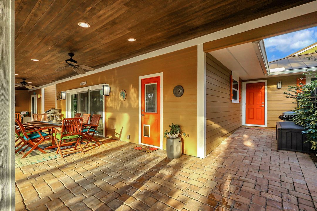 For Rent: $6,000 (3 beds, 2 baths, 2501 Square Feet)