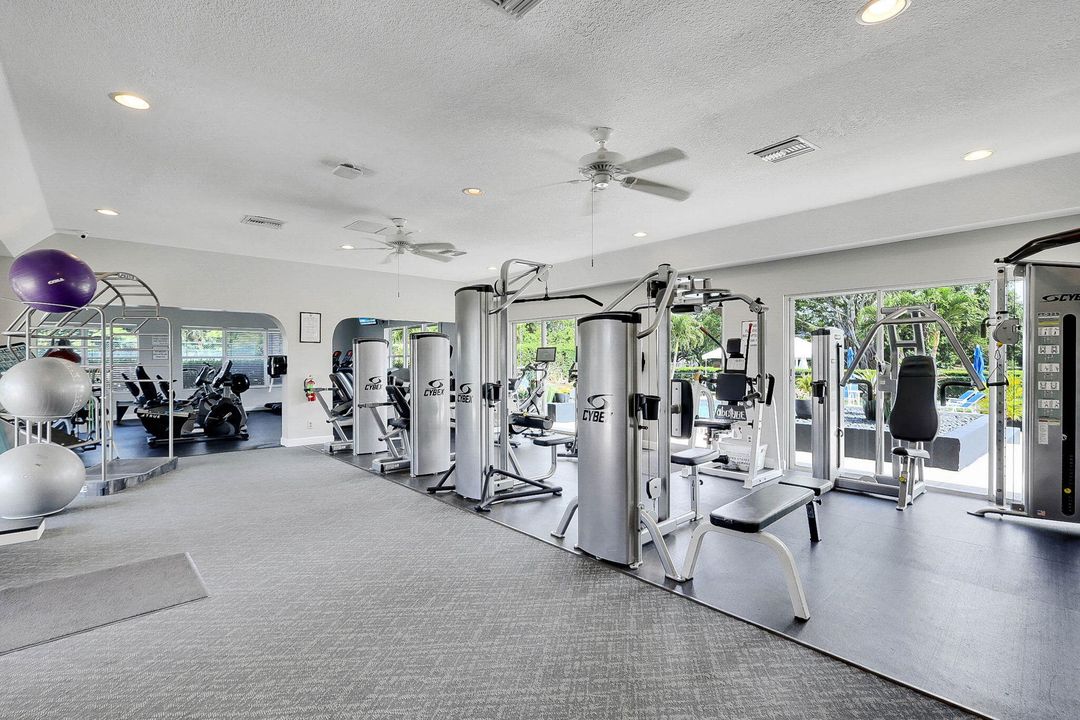 For Rent: $6,000 (3 beds, 2 baths, 2501 Square Feet)