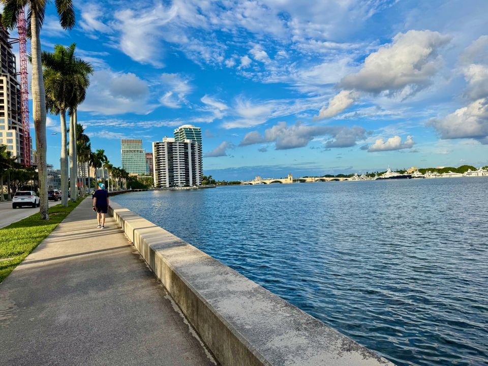 合同活跃: $2,250 (1 贝兹, 1 浴室, 673 平方英尺)