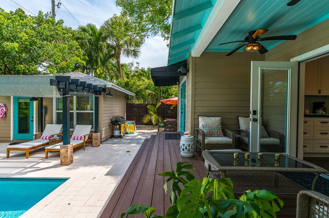 Под контрактом: $1,795,000 (3 спален, 3 ванн, 1339 Квадратных фут)