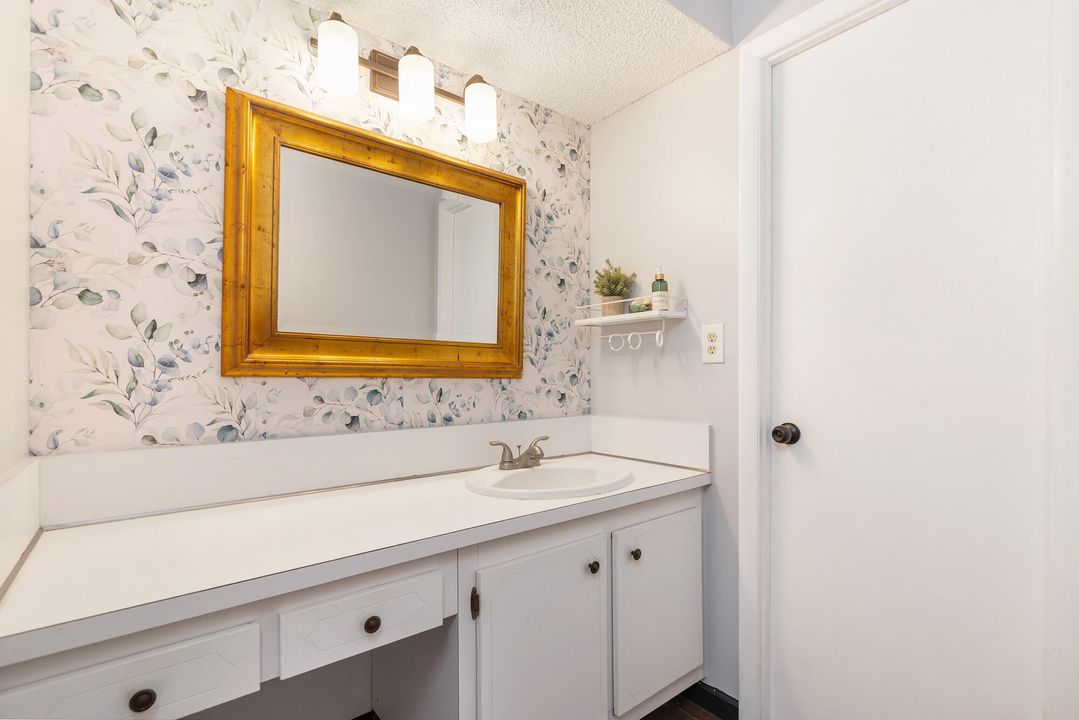 На продажу: $280,000 (1 спален, 1 ванн, 785 Квадратных фут)