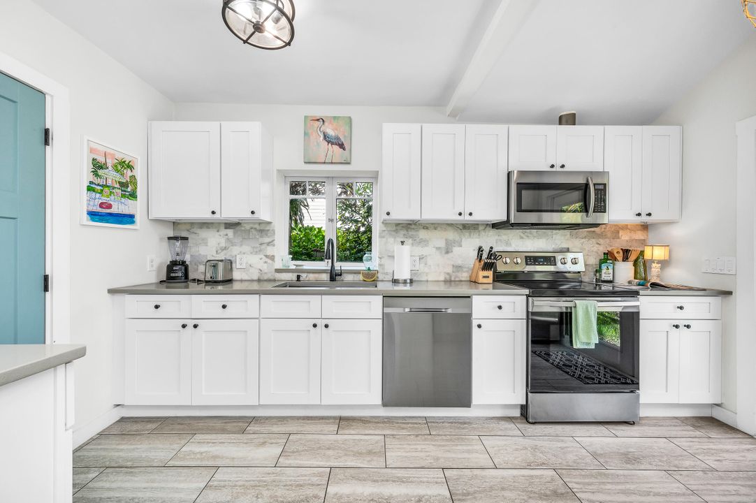 For Sale: $2,450,000 (5 beds, 4 baths, 2366 Square Feet)