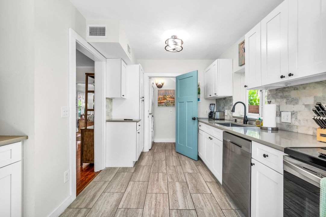 For Sale: $2,450,000 (5 beds, 4 baths, 2366 Square Feet)