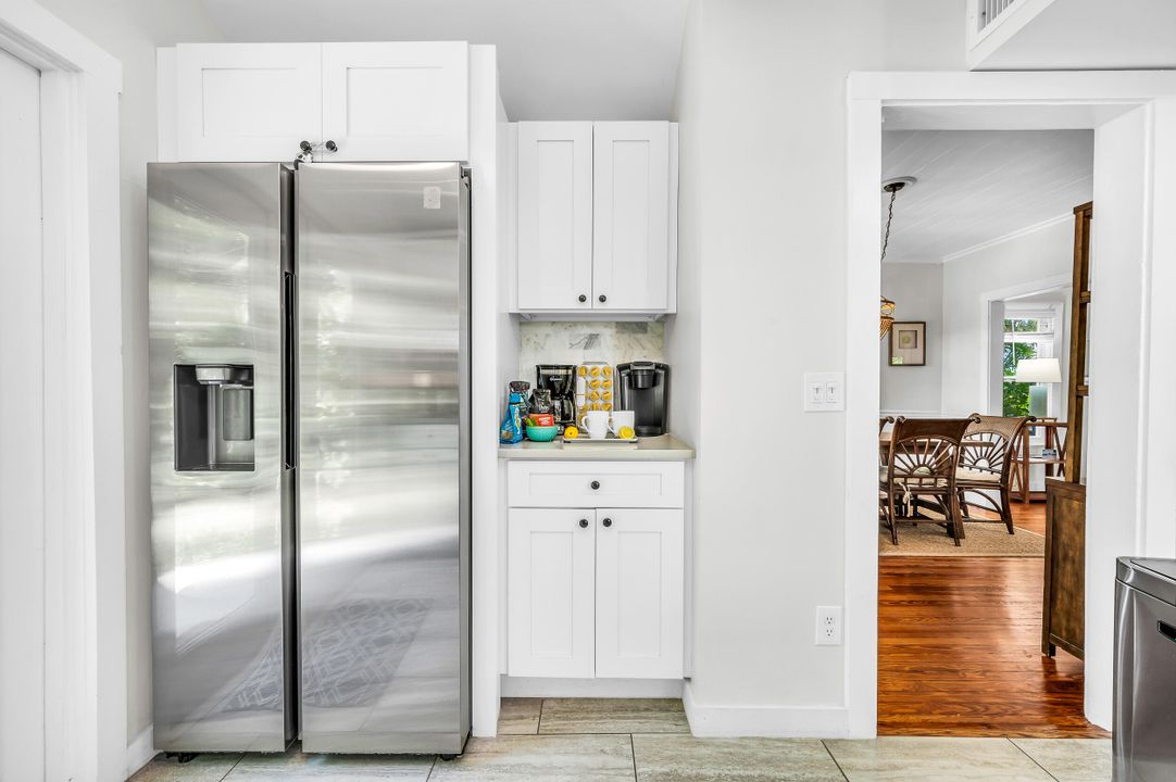 For Sale: $2,450,000 (5 beds, 4 baths, 2366 Square Feet)