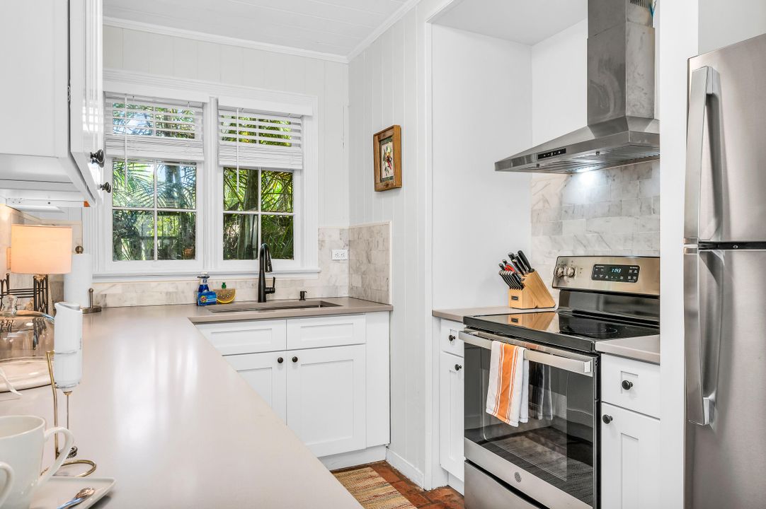 For Sale: $2,450,000 (5 beds, 4 baths, 2366 Square Feet)