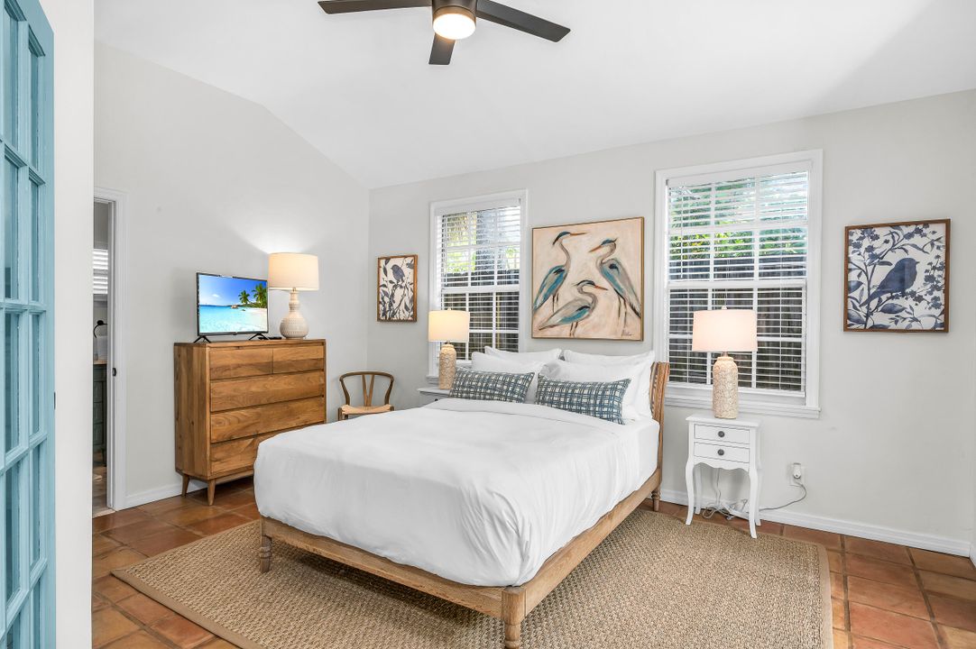 For Sale: $2,450,000 (5 beds, 4 baths, 2366 Square Feet)