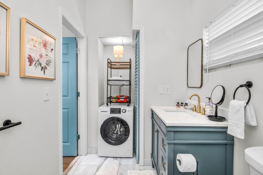 For Sale: $2,450,000 (5 beds, 4 baths, 2366 Square Feet)