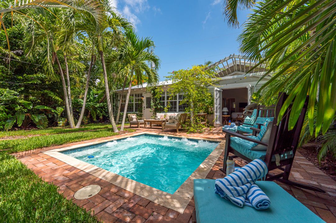 For Sale: $2,450,000 (5 beds, 4 baths, 2366 Square Feet)